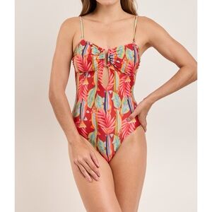 NWT Rio de Sol Sea Bloom Sara Op Hawaiian Red One Piece Swimsuit Small